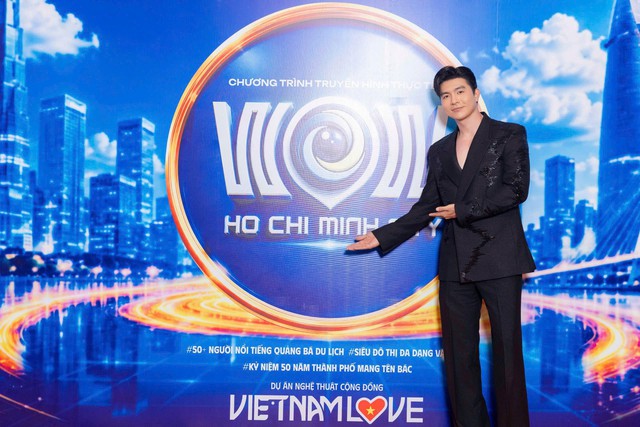 Steven Nguyễn làm hướng dẫn viên, quảng bá du lịch TP.HCM- Ảnh 1.
