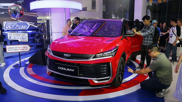 Geely trình làng bộ đôi SUV mới, giá từ 499 triệu đồng - Ảnh 1.