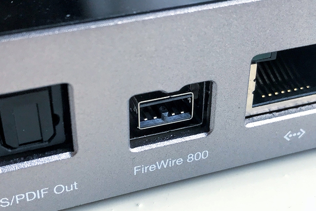 5 cổng kết nối từng thống trị máy tính nhưng đã bị USB khai tử - Ảnh 1.