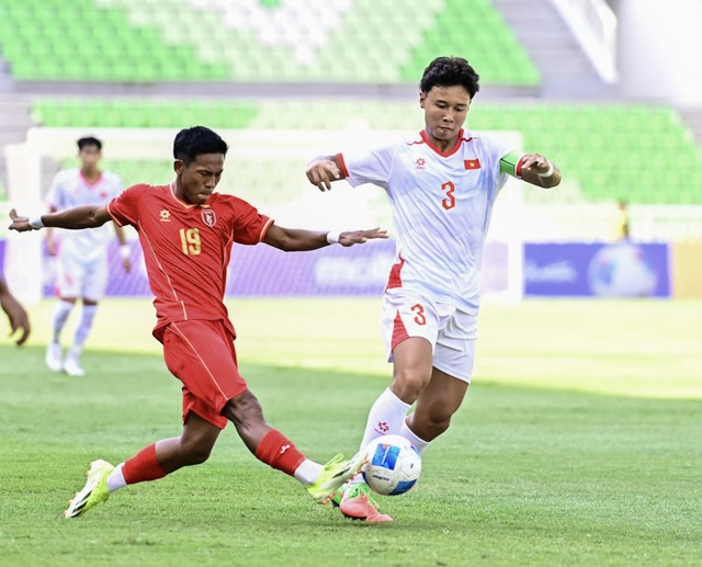 U.19 Việt Nam - U.19 Indonesia: 'Đại chiến' giành ngôi nhất bảng và vé bán kết - Ảnh 1.