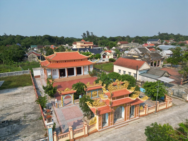 Trăm năm đất tổ kim hoàn: Làng Kế Môn và duyên phận với vàng- Ảnh 1. Trăm năm đất tổ kim hoàn: Làng Kế Môn và duyên phận với vàng- Ảnh 1.