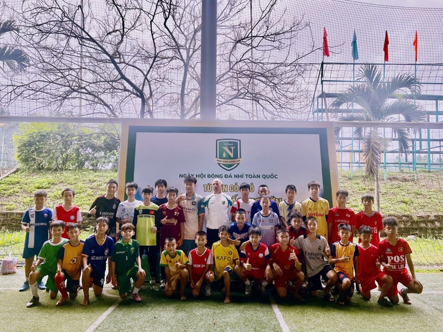 Thầy Công Phượng kỳ vọng lứa học trò mới sẽ có nhiều cầu thủ giỏi- Ảnh 1. Thầy Công Phượng kỳ vọng lứa học trò mới sẽ có nhiều cầu thủ giỏi- Ảnh 1.