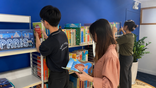 Sinh vi&ecirc;n c&oacute; n&ecirc;n đi l&agrave;m th&ecirc;m từ năm nhất? - Ảnh 1.