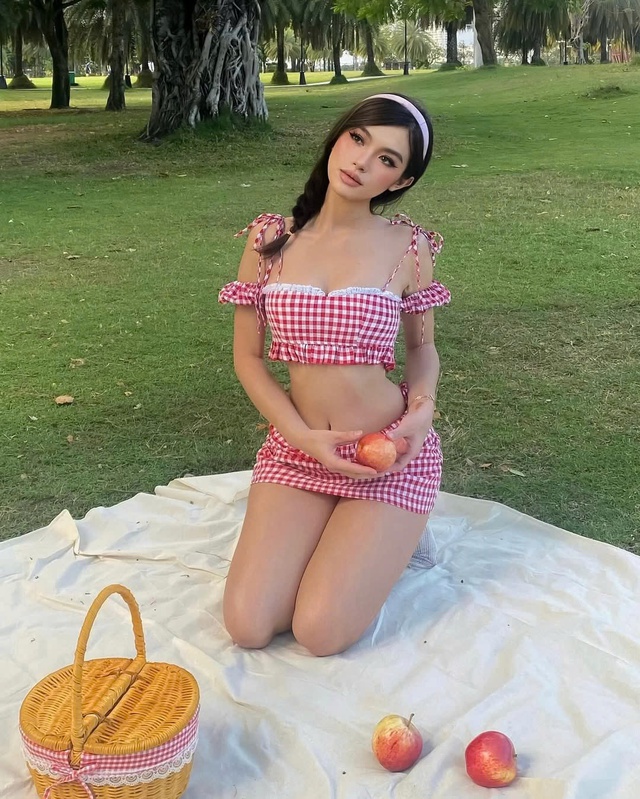 Sức sống mới của họa tiết gingham, nét cổ điển lên ngôi thời thượng - Ảnh 3.