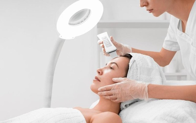 Ngành spa và vòng luẩn quẩn tuyển, đào tạo, mất người: Đâu là lời giải? - Ảnh 1.