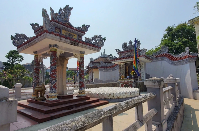 Trăm năm đất tổ kim hoàn: Nơi an nghỉ của hai vị tổ sư- Ảnh 3. Trăm năm đất tổ kim hoàn: Nơi an nghỉ của hai vị tổ sư- Ảnh 3.