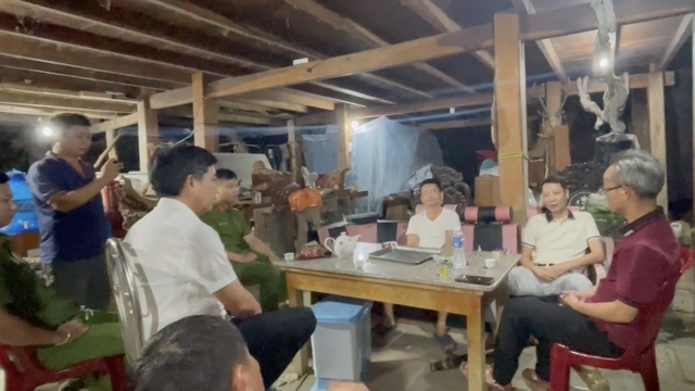 Kiểm tra nhà cho thuê, phát hiện dấu hiệu chế biến vàng trái phép- Ảnh 1. Kiểm tra nhà cho thuê, phát hiện dấu hiệu chế biến vàng trái phép- Ảnh 1.