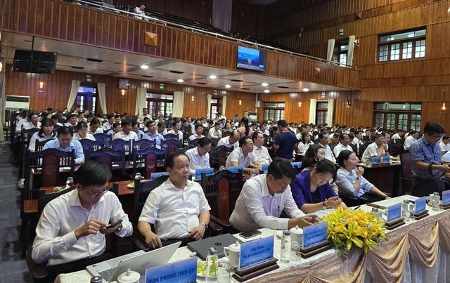 Tây Ninh: Chính quyền còn 'trên nóng, dưới lạnh’- Ảnh 1. Tây Ninh: Chính quyền còn 'trên nóng, dưới lạnh’- Ảnh 1.
