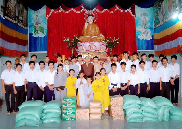 Người gieo mầm xanh tr&ecirc;n đất biển- Ảnh 3.