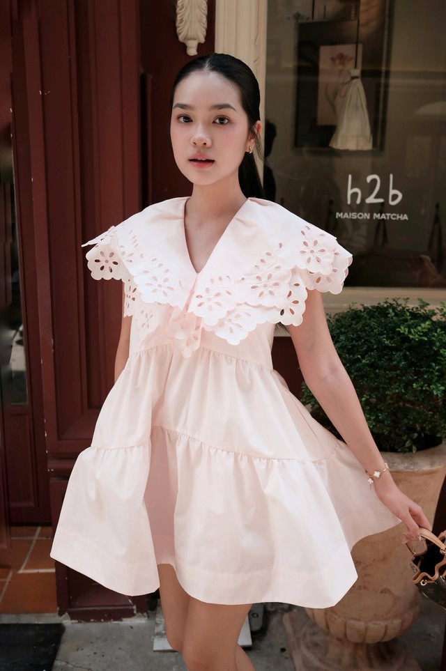 Váy baby doll, kiểu váy hè mát nhẹ và trẻ trung không thể thiếu - Ảnh 1.
