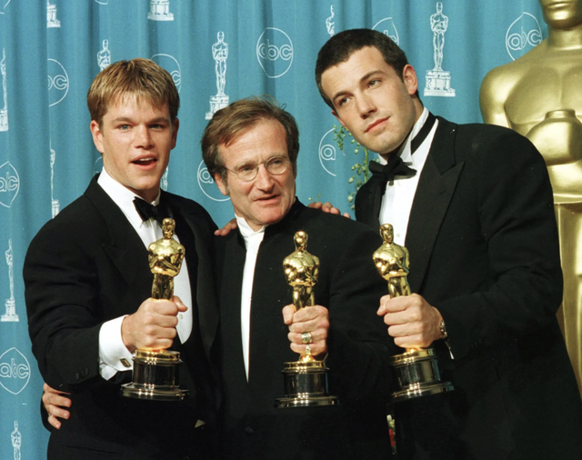 Matt Damon bất ngờ phơi bày góc tối gia đình sau nhiều năm giấu kín - Ảnh 1.