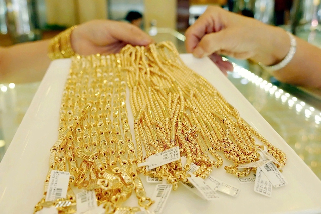 'Cơn địa chấn' giá vàng vẫn chưa dứt- Ảnh 1. 'Cơn địa chấn' giá vàng vẫn chưa dứt- Ảnh 1.