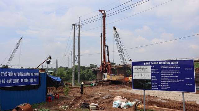 Nâng cấp, mở rộng quốc lộ 14: Gỡ vướng ranh mốc, đường điện sắp được di dời - Ảnh 2.