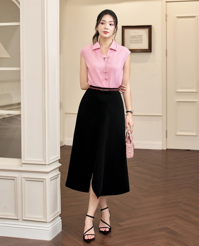Nâng tầm thời trang công sở cùng váy dài, quần ống rộng và giày cao gót- Ảnh 2. Nâng tầm thời trang công sở cùng váy dài, quần ống rộng và giày cao gót- Ảnh 2.