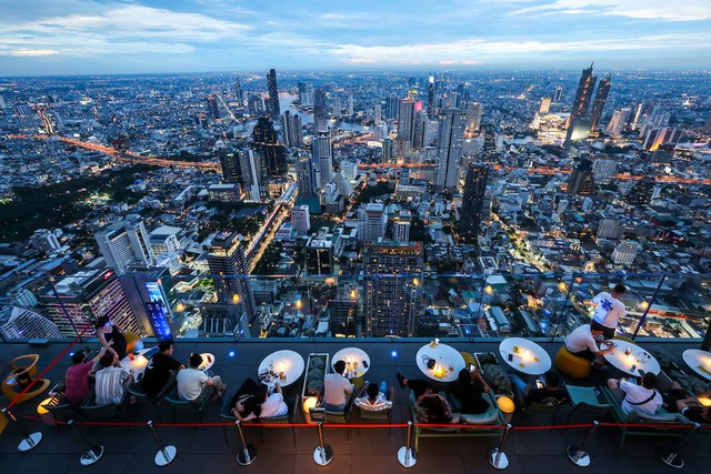B&aacute;o Th&aacute;i Lan chỉ tr&iacute;ch du kh&aacute;ch quốc tế l&agrave;m 'hư hỏng' Bangkok - Ảnh 2.