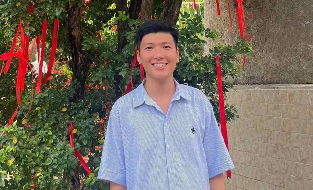 Nam sinh đạt 9,75 điểm môn ngữ văn nói về ước mơ của bản thân - Ảnh 1.