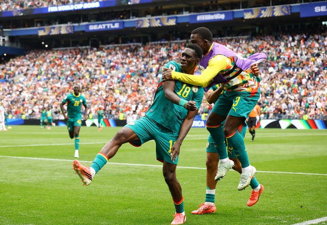 Tielemans giúp Bỉ lội ngược dòng không tưởng trước Senegal, những phút cuối quá nghiệt ngã!- Ảnh 3.