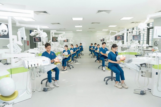 Điểm chuẩn Trường đại học Nguyễn Tất Thành 3 năm qua tăng giảm ra sao? - Ảnh 5.