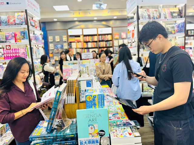 Phó tổng Lãnh sự quán Nhật Bản tại TP.HCM trải lòng việc tìm sách học tiếng Việt - Ảnh 4.