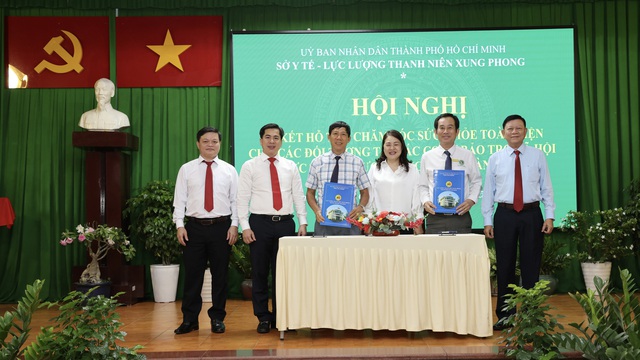 4 bệnh viện TP.HCM hỗ trợ chăm sóc sức khỏe cho trẻ em ở cơ sở bảo trợ- Ảnh 2.