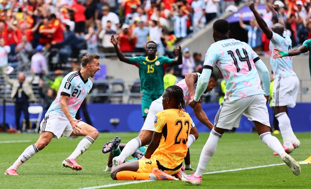 Tielemans giúp Bỉ lội ngược dòng không tưởng trước Senegal, những phút cuối quá nghiệt ngã!- Ảnh 5.