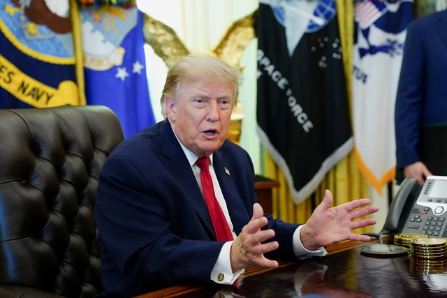 Rộ tin ông Trump thảo luận với Bộ trưởng Chiến tranh, tướng Mỹ về Iran - Ảnh 1.