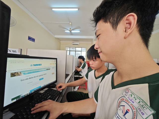 Từ hôm nay, lưu ý khi đăng ký nguyện vọng xét tuyển ĐH - Ảnh 2.