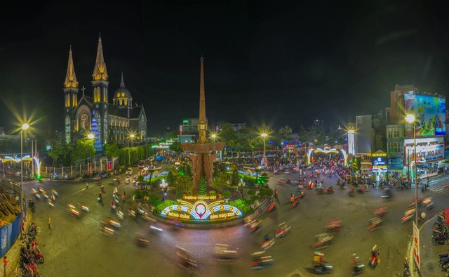Ảnh dự thi: 50 năm thắp sáng thành phố - Ảnh 6.