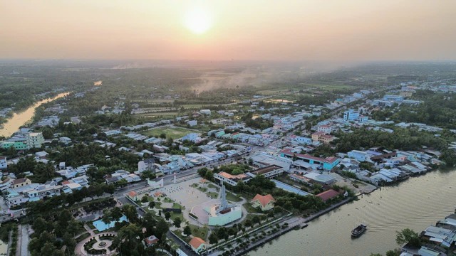 Vĩnh Long dốc sức xây dựng 7 xã nông thôn mới đầu tiên của tỉnh - Ảnh 1.