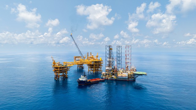 Petrovietnam giữ vững vai trò nòng cốt, bứt phá tăng trưởng hai con số - Ảnh 2.