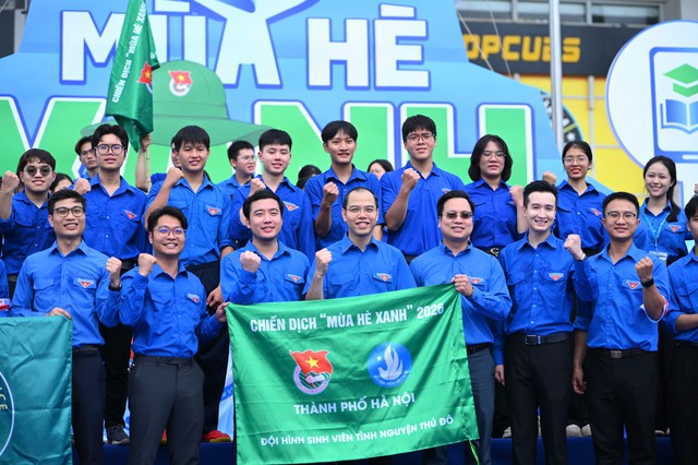 Sinh viên người Úc 'được bạn rủ đi Mùa hè xanh là đi luôn'- Ảnh 6.