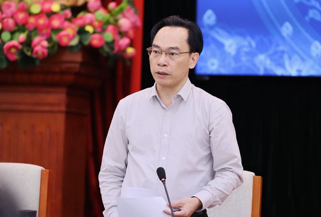 Bộ trưởng GD-ĐT: Hướng tới kỳ thi tốt nghiệp THPT an toàn, chất lượng- Ảnh 1.