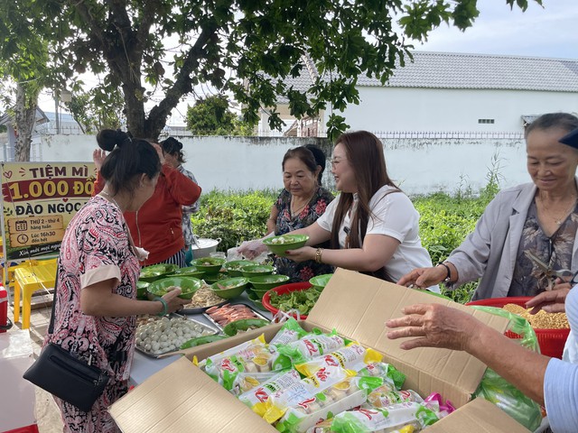 Nghĩa tình tiệm mì 1.000 đồng - Ảnh 7.