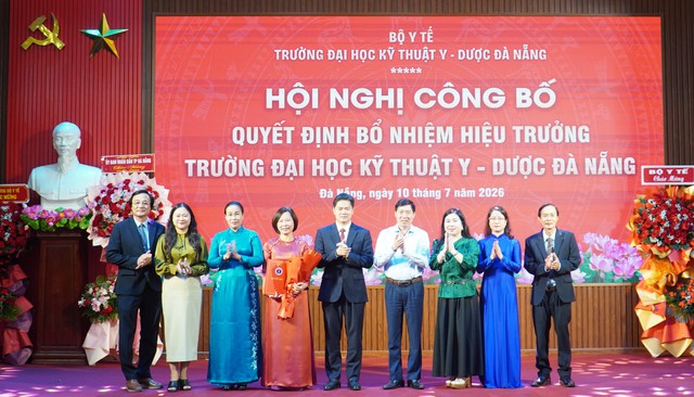 Trường đại học Kỹ thuật Y - Dược Đà Nẵng có tân hiệu trưởng- Ảnh 1.