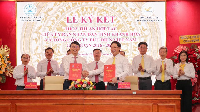 Khánh Hòa hợp tác phát triển phương tiện bay không người lái - Ảnh 1.