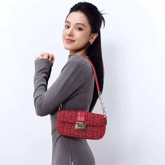 Chất liệu dạ tweed thời thượng giúp nàng tỏa sáng trong mọi buổi dạ tiệc- Ảnh 6.