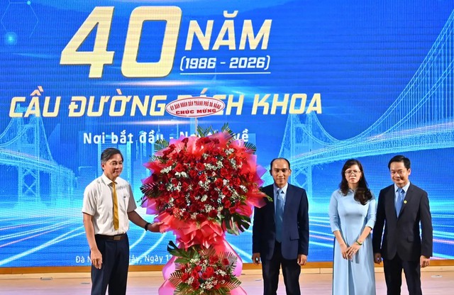 Đ&agrave; Nẵng: Đ&oacute;n 'c&uacute; h&iacute;ch' hạ tầng, trường đại học mở ng&agrave;nh đường sắt tốc độ cao - Ảnh 5.