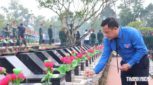 Đồng Nai: Trang trọng lễ truy điệu, an t&aacute;ng 63 h&agrave;i cốt liệt sĩ- Ảnh 14.
