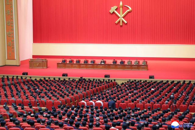 Triều Tiên kỷ luật quan chức cấp cao vì tham nhũng - Ảnh 1.
