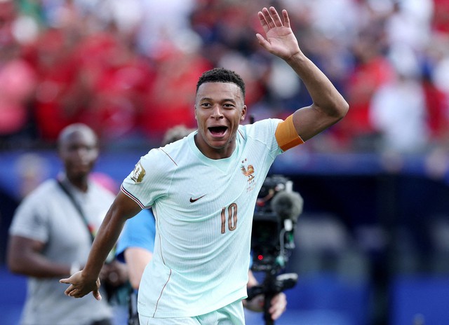 Lịch thi đấu b&aacute;n kết World Cup 2026 mới nhất: Cuộc chiến khốc liệt của 4 anh h&agrave;o thế giới - Ảnh 1.