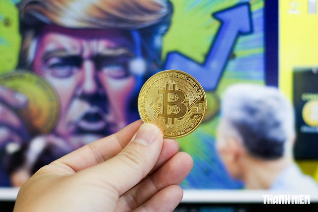Giá Bitcoin hôm nay 12.7.2026: Nghị sĩ Mỹ kêu gọi điều tra ông Trump vì tiền số - Ảnh 1.