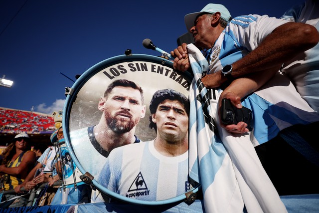 Từ Maradona tới ‘kỷ nguyên’ Messi: Lịch sử đối đầu đầy duyên nợ giữa Anh và Argentina ở World Cup- Ảnh 1.