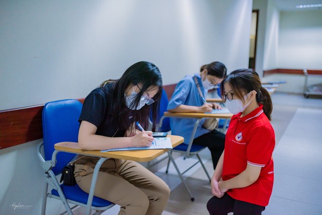 Cô giáo nhỏ với trái tim lớn - Ảnh 7.