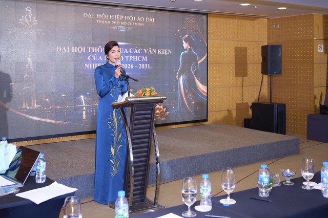 Thêm động lực đưa áo dài Việt vươn xa- Ảnh 2.