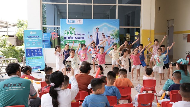 B&eacute; vui h&egrave; c&ugrave;ng Hệ thống Y tế 315- Ảnh 2.