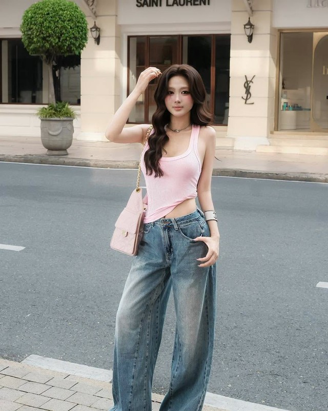 Đừng ngại khoe d&aacute;ng c&ugrave;ng trang phục cắt, xẻ ki&ecirc;u h&atilde;nh- Ảnh 8.