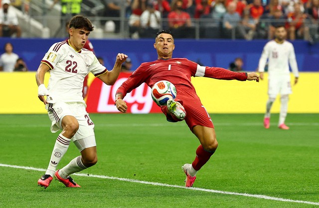 Sao trẻ Tây Ban Nha: 'Chúng tôi hoàn toàn không sợ Mbappe, dù anh ấy xuất chúng'- Ảnh 1.