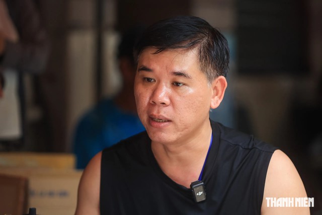 H&agrave;ng t&uacute;i ni l&ocirc;ng vỉa h&egrave; Bệnh viện H&ugrave;ng Vương, phận ngh&egrave;o vơi x&oacute;t xa - Ảnh 7.