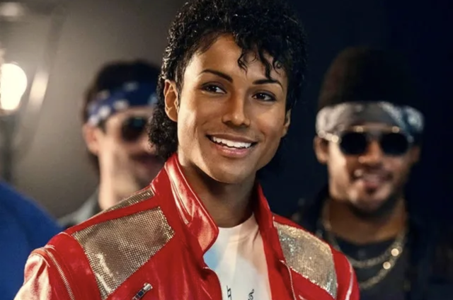 Đằng sau doanh thu kỷ lục 1 tỉ USD của phim tiểu sử về Michael Jackson - Ảnh 1.