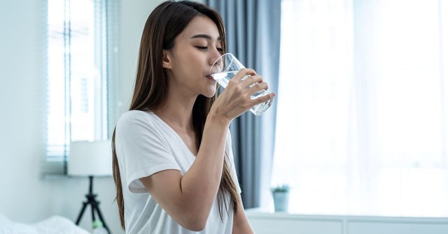 Tưởng vô hại nhưng 5 thói quen này khiến collagen suy giảm ‘không phanh’ sau tuổi 25- Ảnh 5.